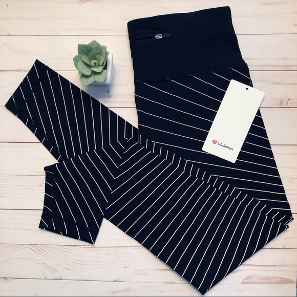 lululemon athletica Pants - Lululemon reflective tights